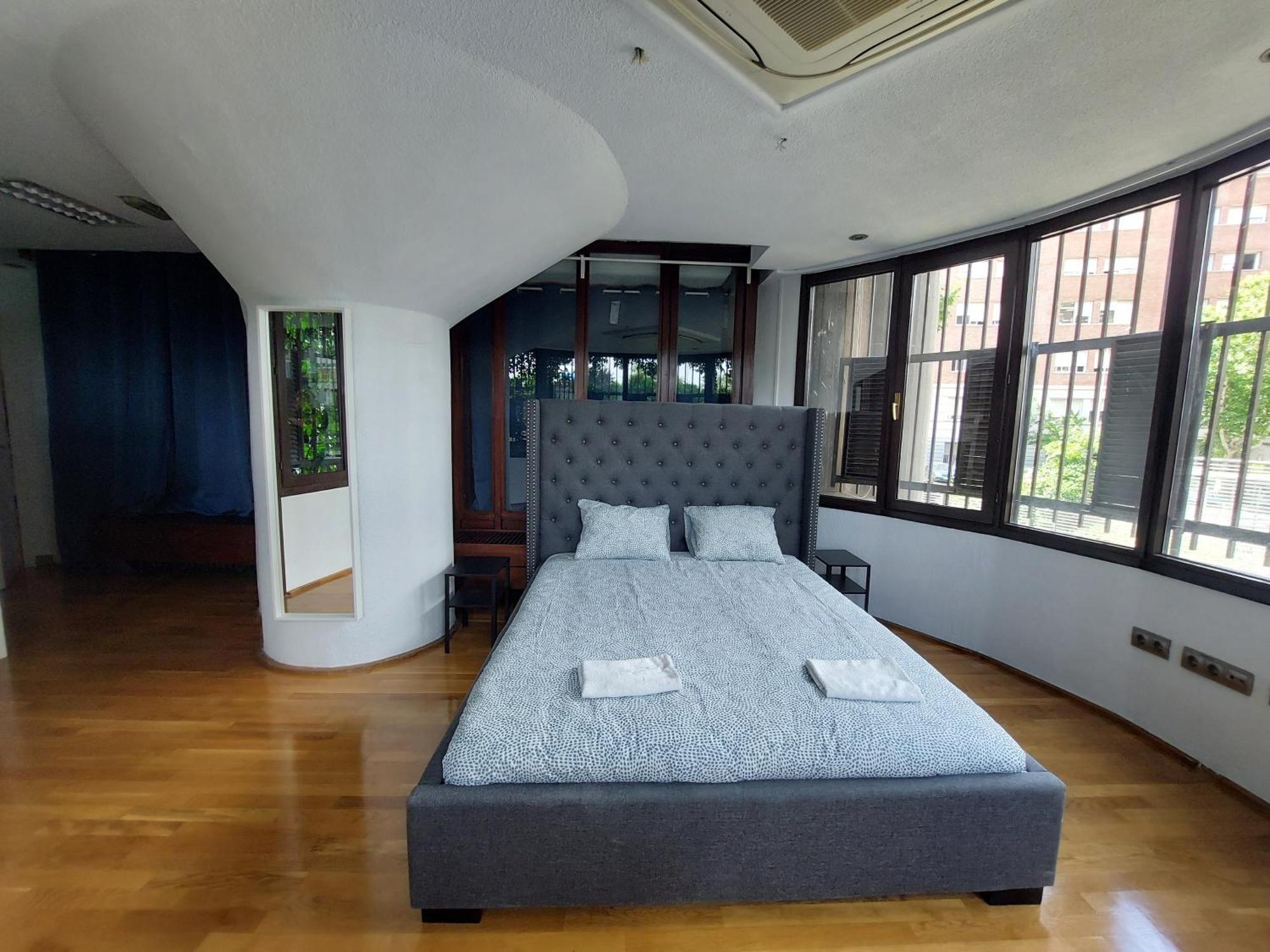 Отель Coliving Corazon, Мадрид Экстерьер фото